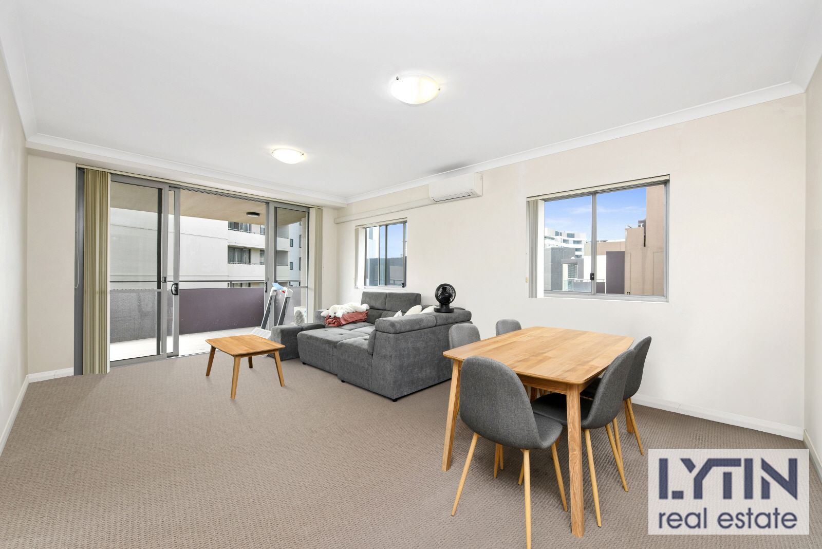 708/26-32 Marsh Street, Wolli Creek NSW 2205, Image 2