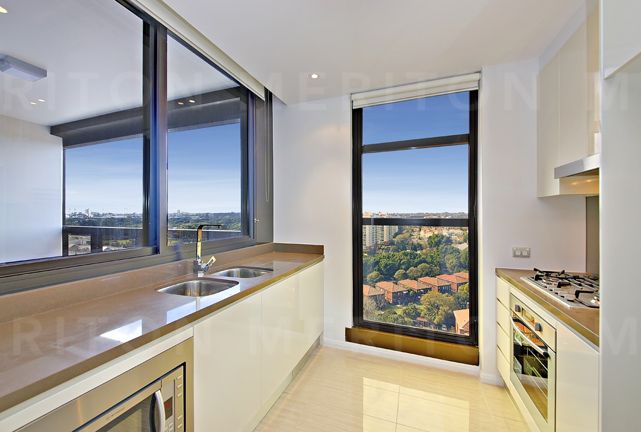 2 bedrooms Apartment / Unit / Flat in 517/20 Gadigal Avenue ZETLAND NSW, 2017