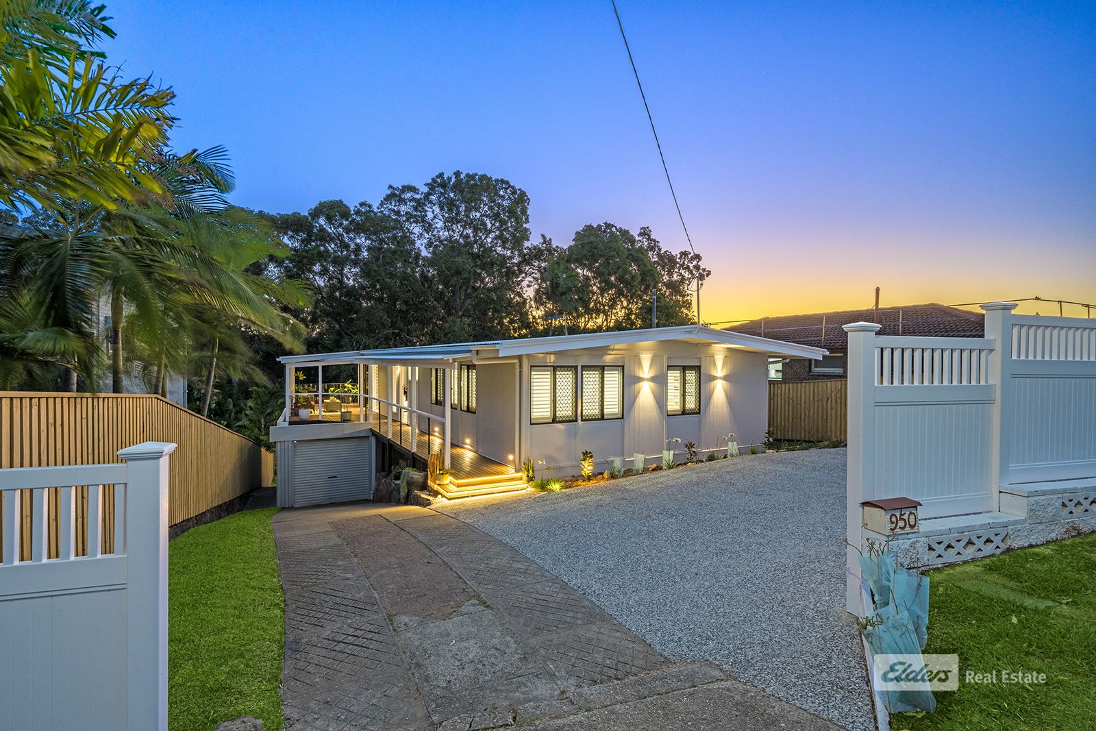 3 bedrooms House in 950 South Pine Road EVERTON HILLS QLD, 4053