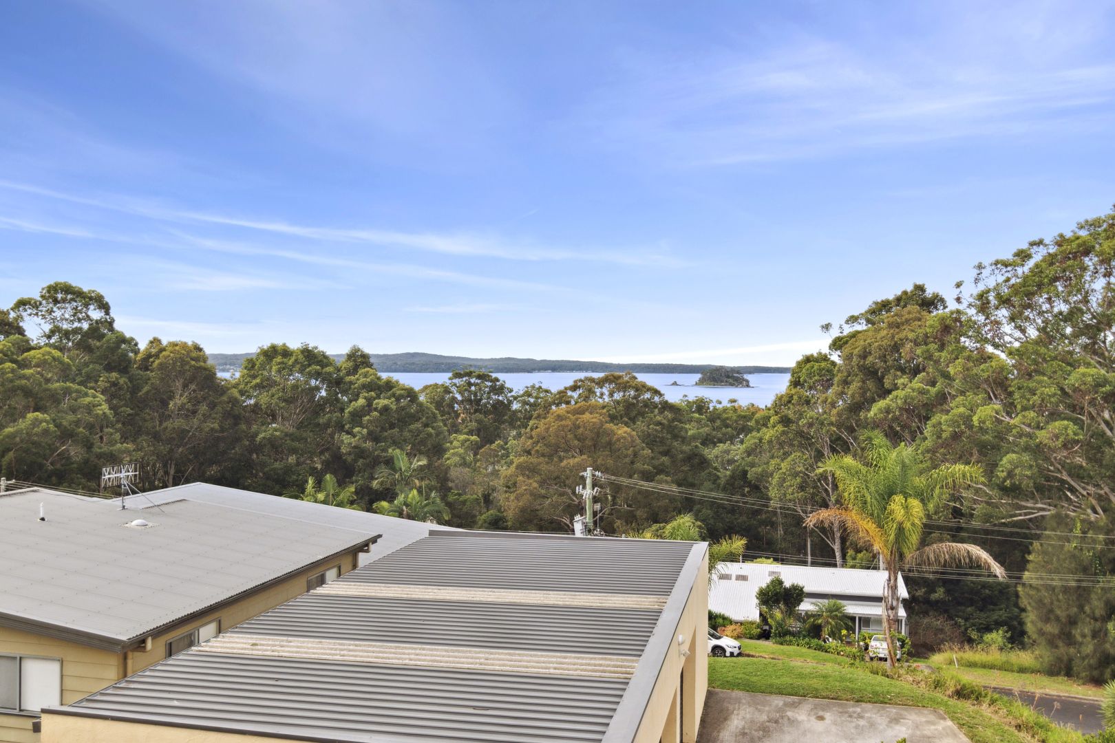 38 Catalina Drive, Catalina NSW 2536, Image 2