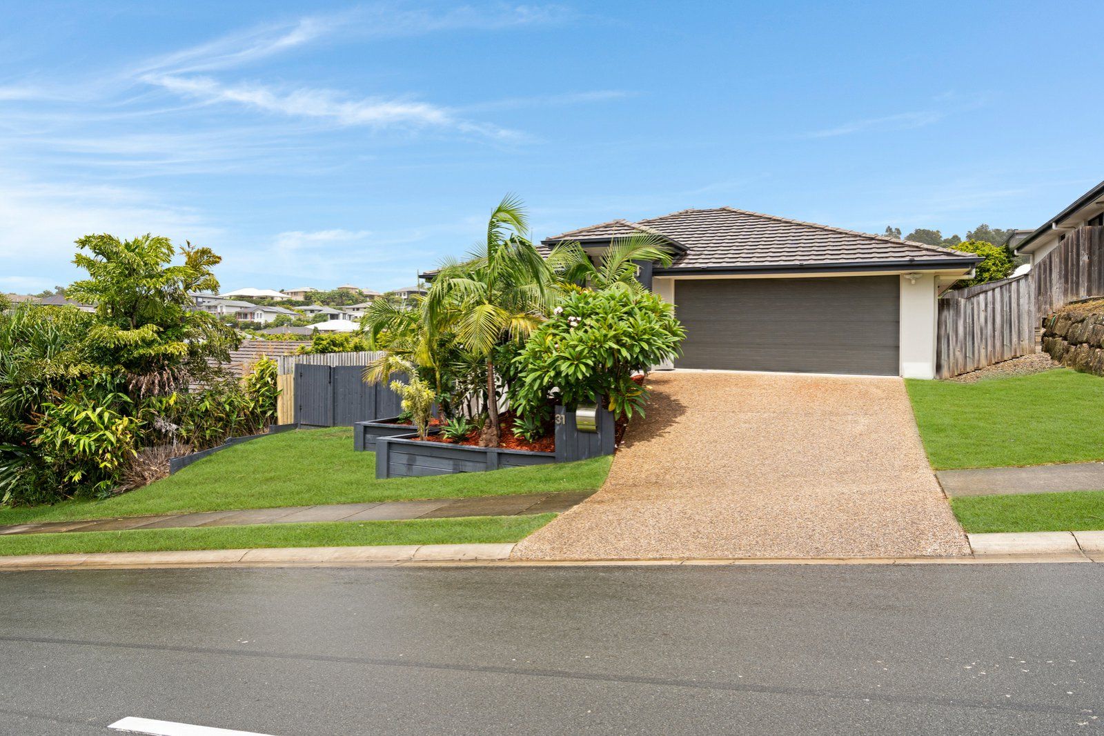 4 bedrooms House in 31 Heatherdale Drive UPPER COOMERA QLD, 4209