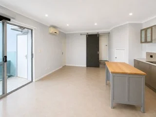 Hillarys WA 6025 photo 3