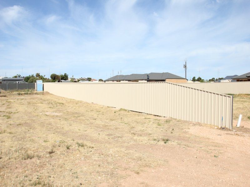 104 Moonta Road, Moonta Bay SA 5558, Image 2