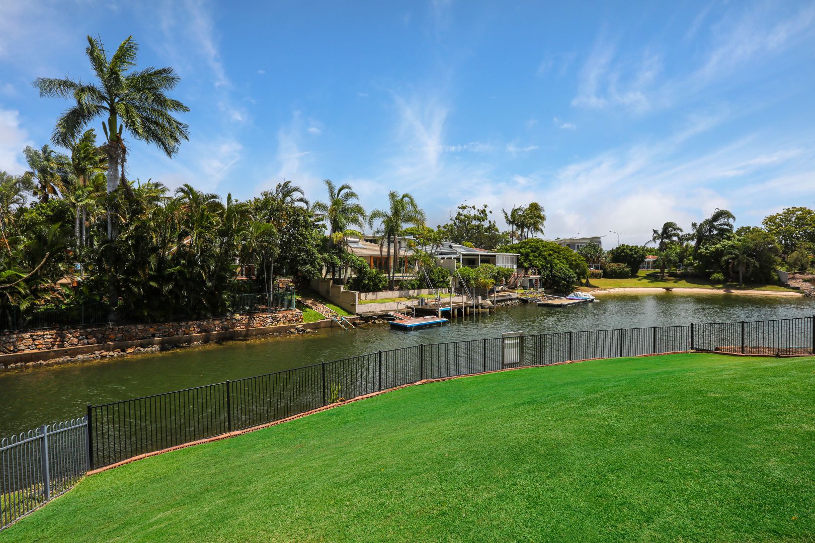 64 Rapallo Avenue, Isle Of Capri QLD 4217, Image 1