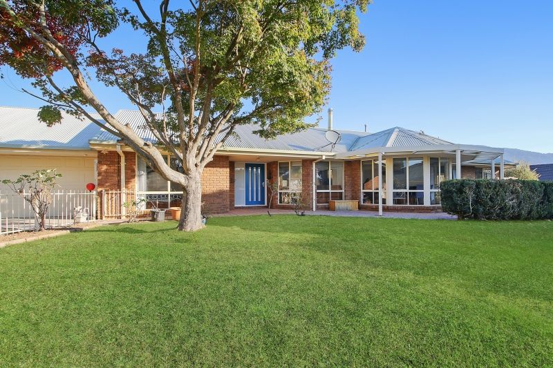 18 Gentle Road, Tangambalanga VIC 3691, Image 0