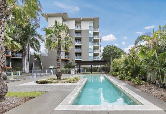 3401/12 Executive Drive, Burleigh Waters QLD 4220, Image 2