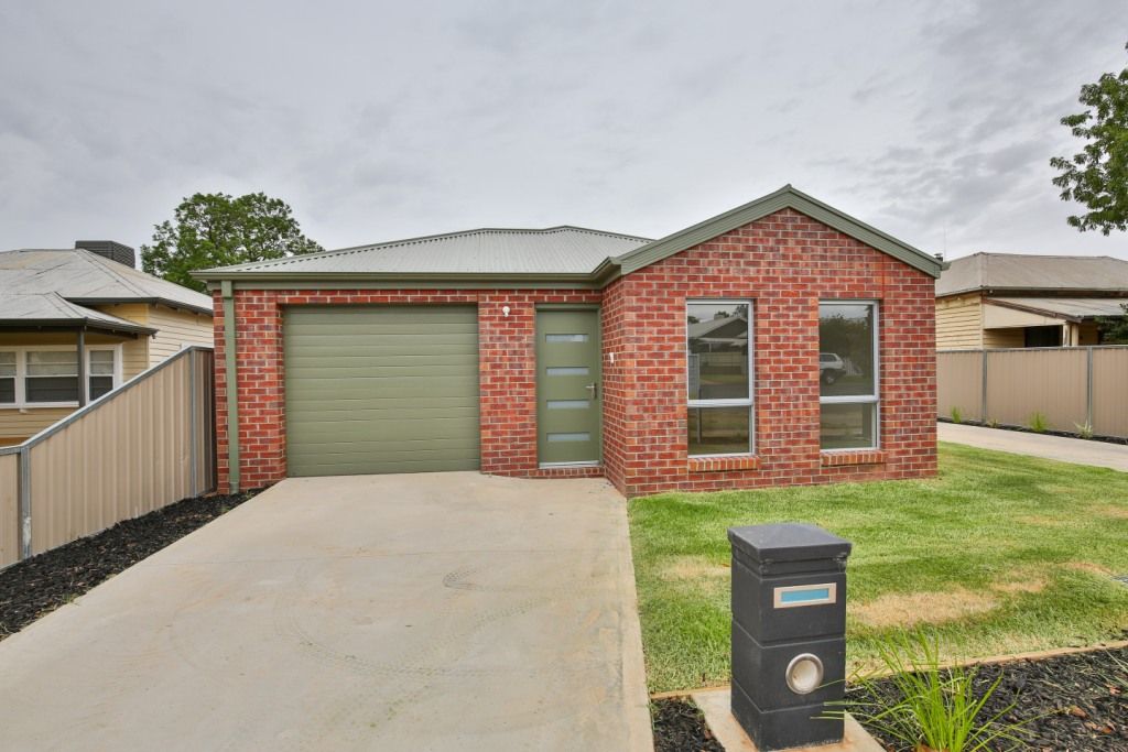 3 bedrooms House in 1/146 Magnolia Avenue MILDURA VIC, 3500