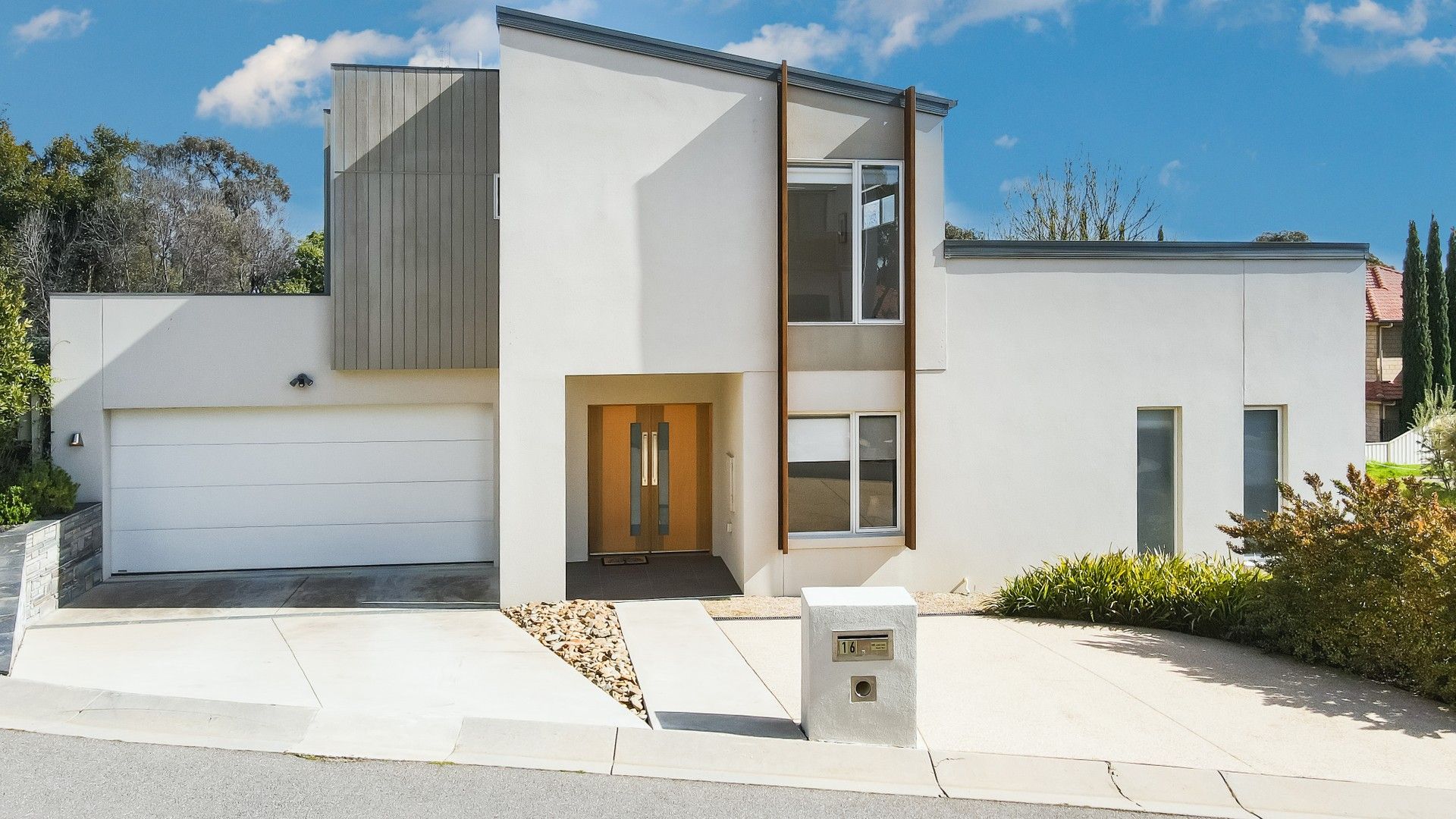 16 Lakewood Drive, Kennington VIC 3550, Image 0