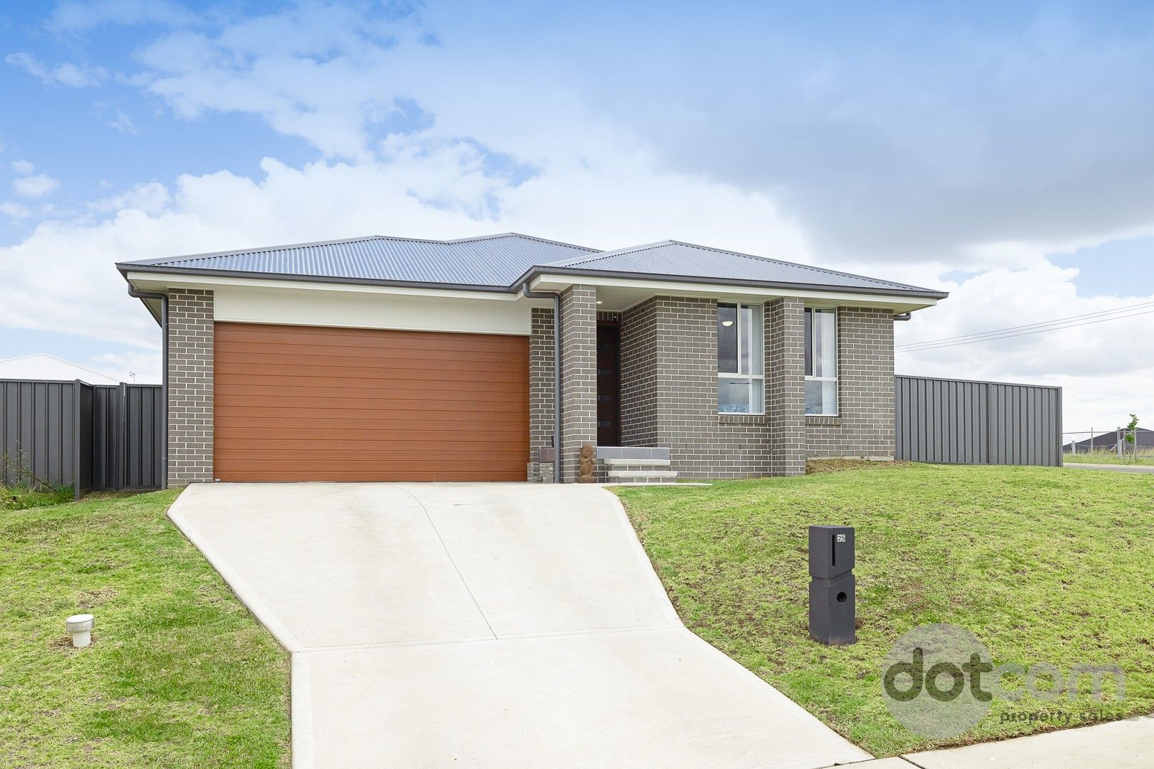 25 Royston Circuit, Farley NSW 2320, Image 0