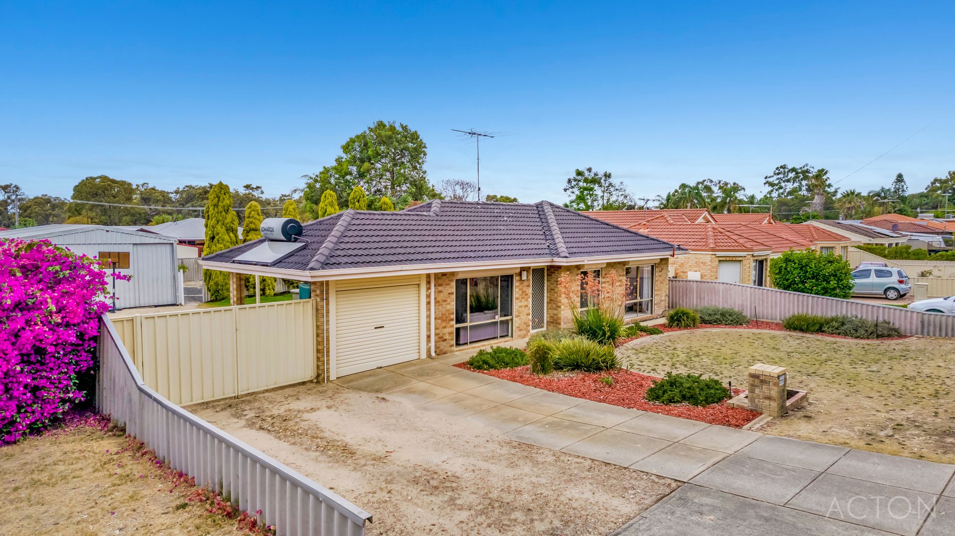 3 bedrooms House in 96 Teranca Road GREENFIELDS WA, 6210
