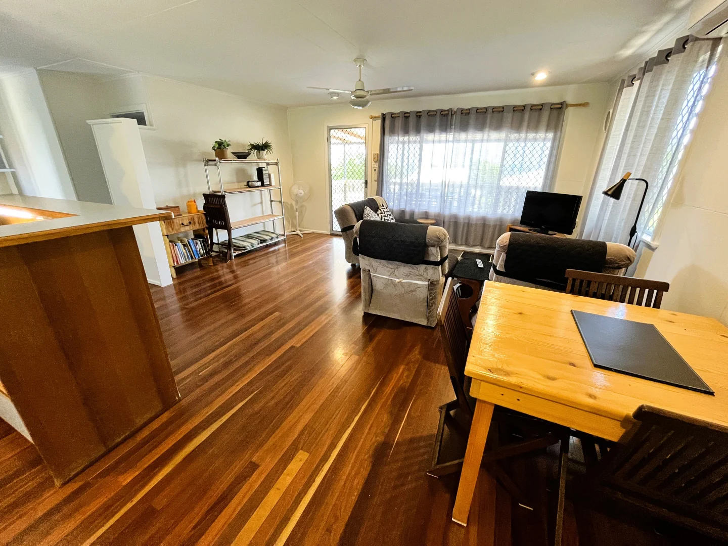 Additional image 5 of 11 Evelyn Street, Lammermoor QLD 4703