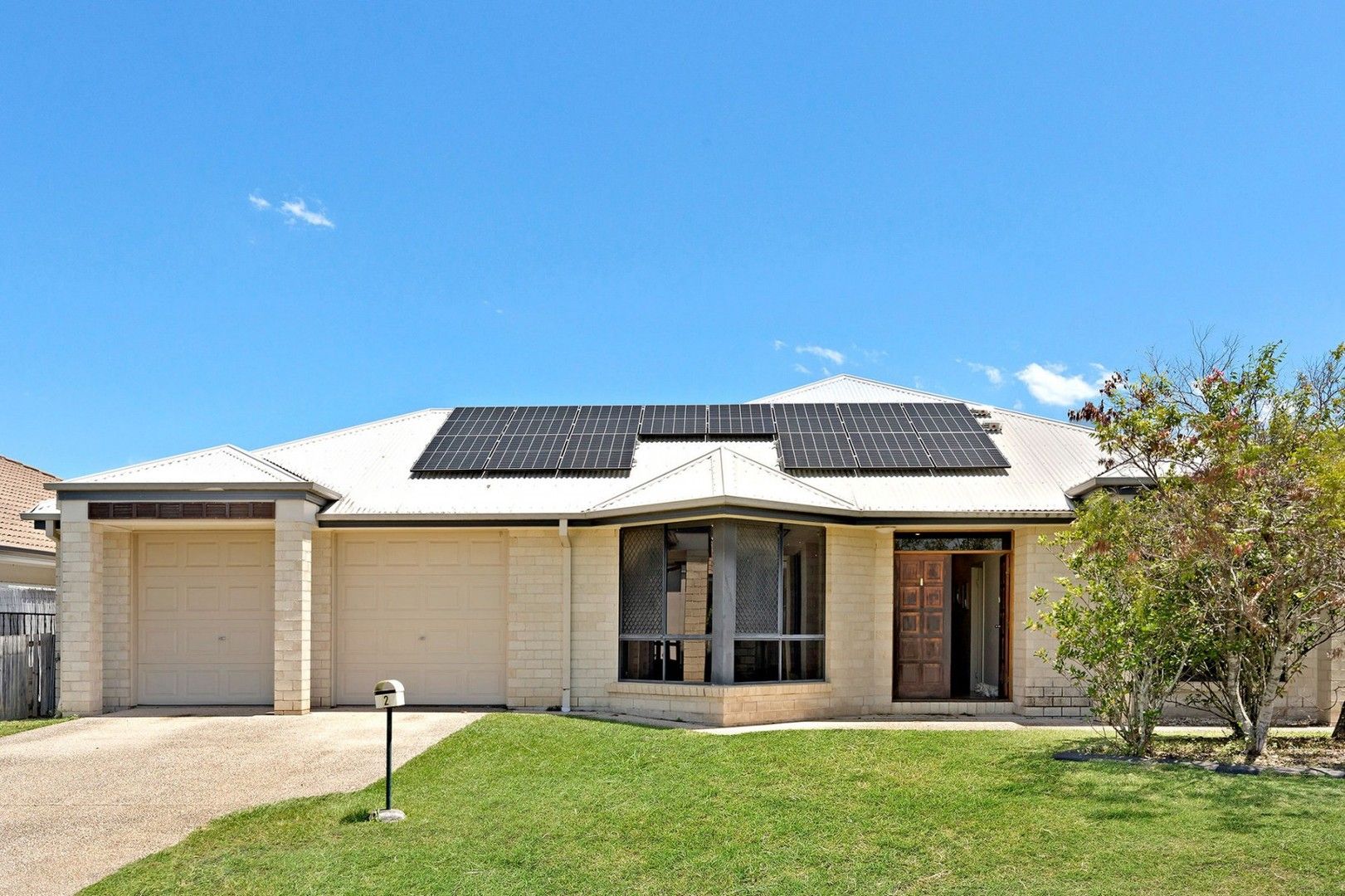 5 bedrooms House in 2 Humphreys Place CABOOLTURE QLD, 4510