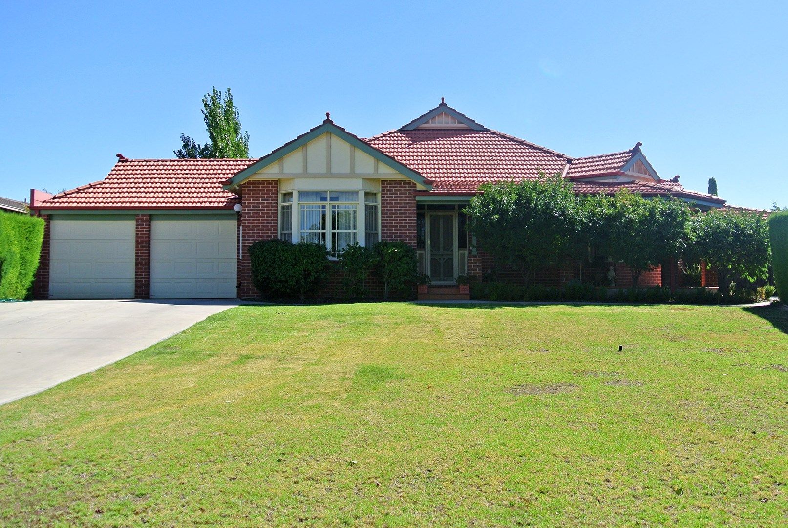 8 Finlayson Court, Horsham VIC 3400, Image 0