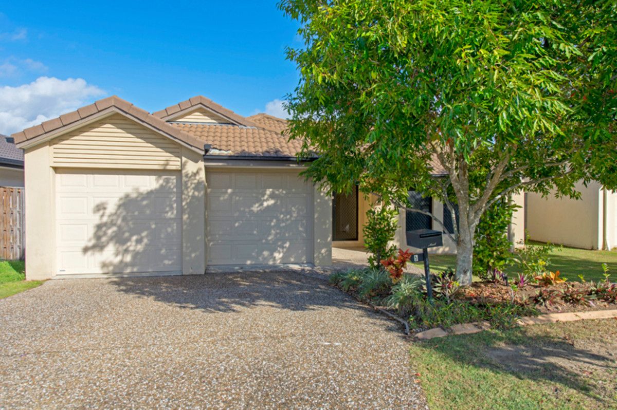 5 Burr Court, Pacific Pines QLD 4211