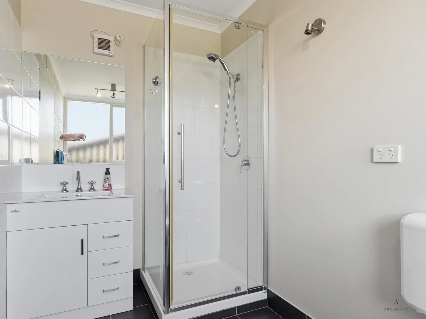 Additional image 19 of 88 Derwent Avenue, Geilston Bay TAS 7015