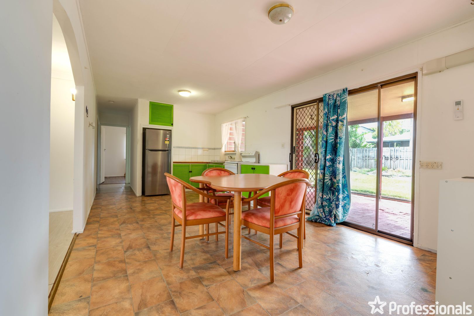 5 Holts Road, Beaconsfield QLD 4740, Image 2
