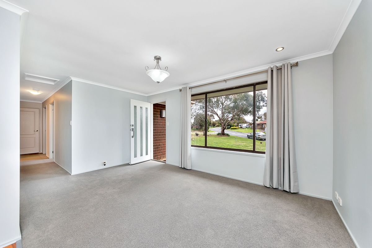 32 Lewis Ave, Mount Barker SA 5251, Image 2