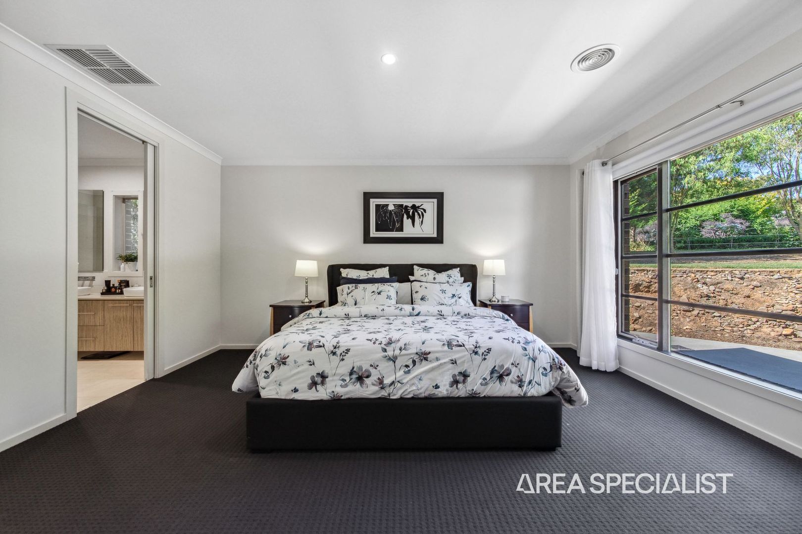 10 Settlers Rise, Drouin VIC 3818, Image 1