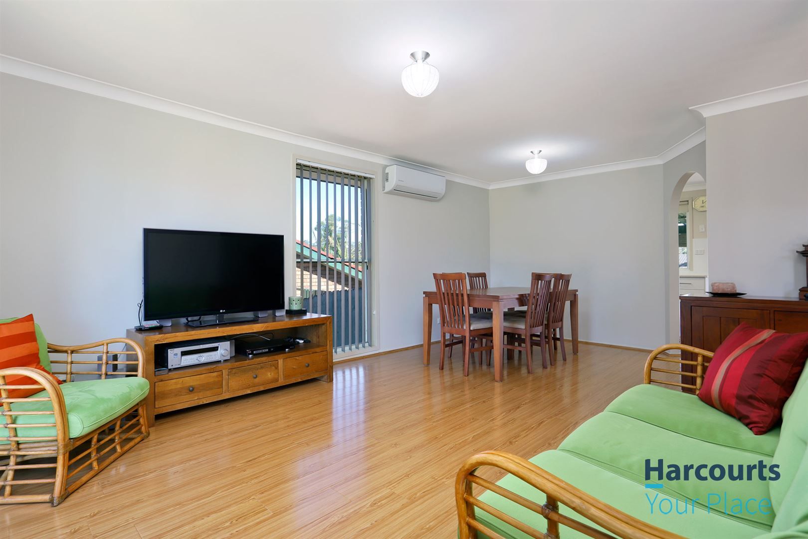 43 Leicester Way, St Clair NSW 2759, Image 2