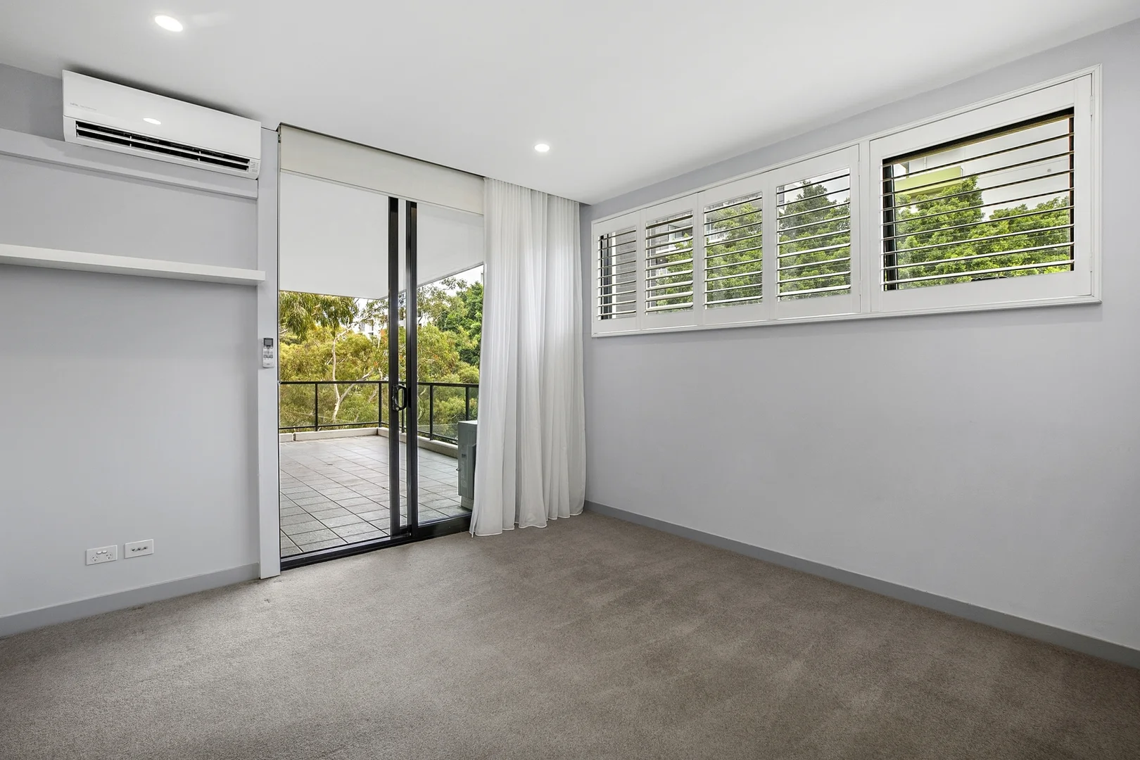 Additional image 2 of 2403/98 Joynton Avenue, Zetland NSW 2017