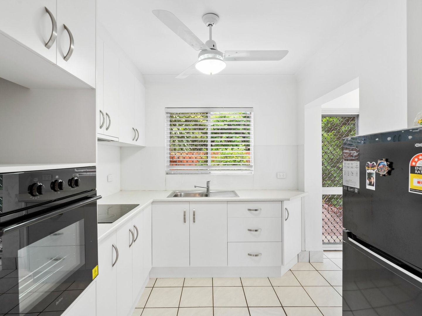 1/199 McLeod Street, Cairns North QLD 4870, Image 1