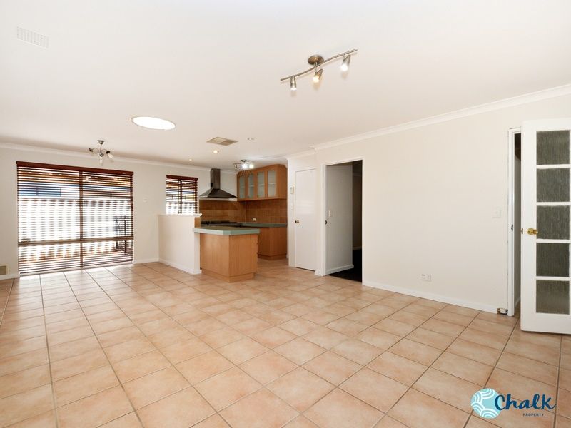 14 Belmont Close, Port Kennedy WA 6172, Image 2