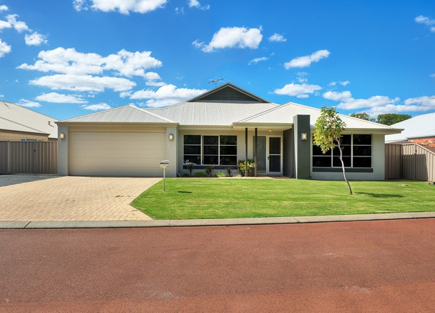 31 Flinders Crescent, Abbey WA 6280