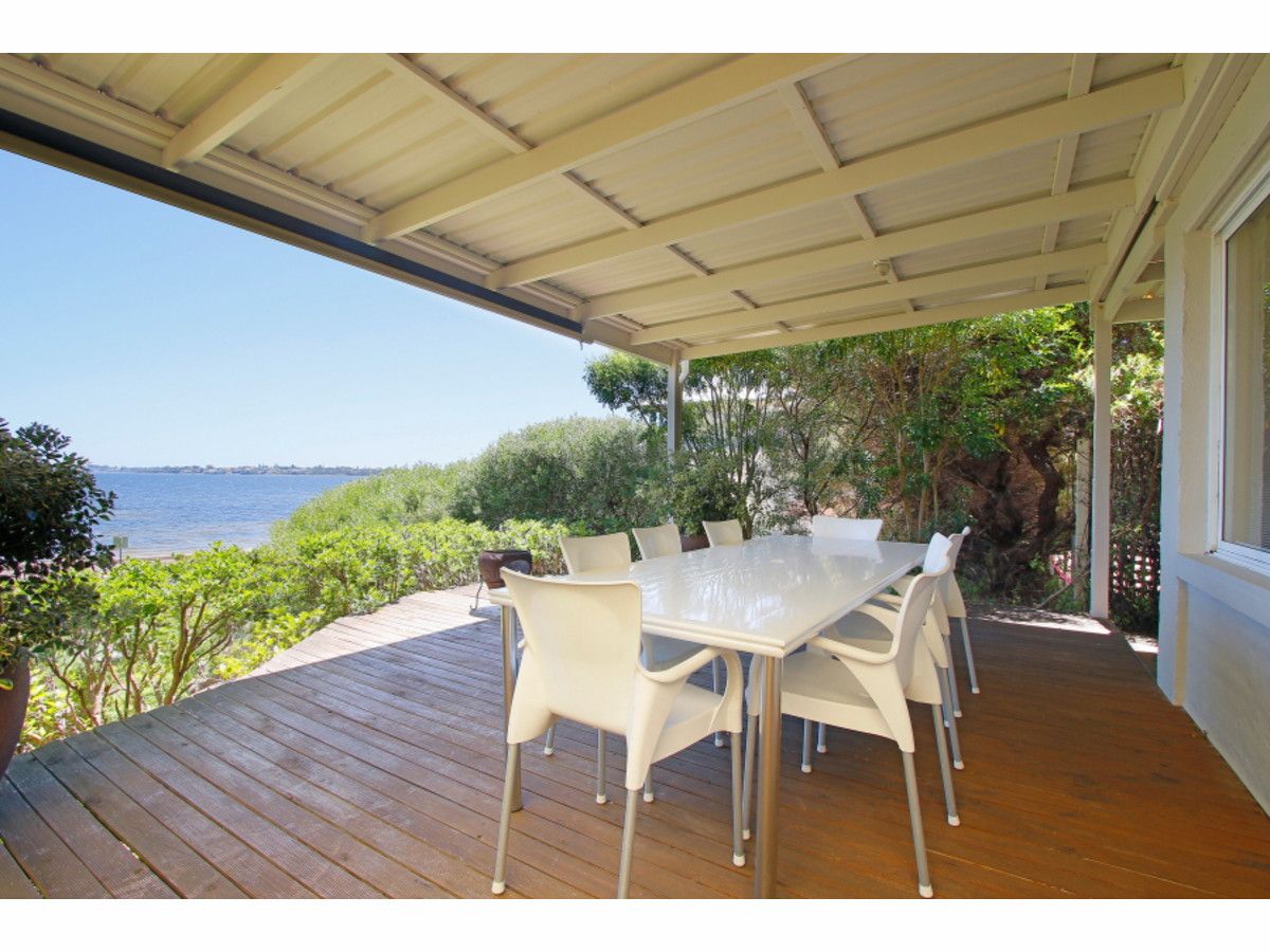 61 Melville Beach Road, Applecross WA 6153, Image 1