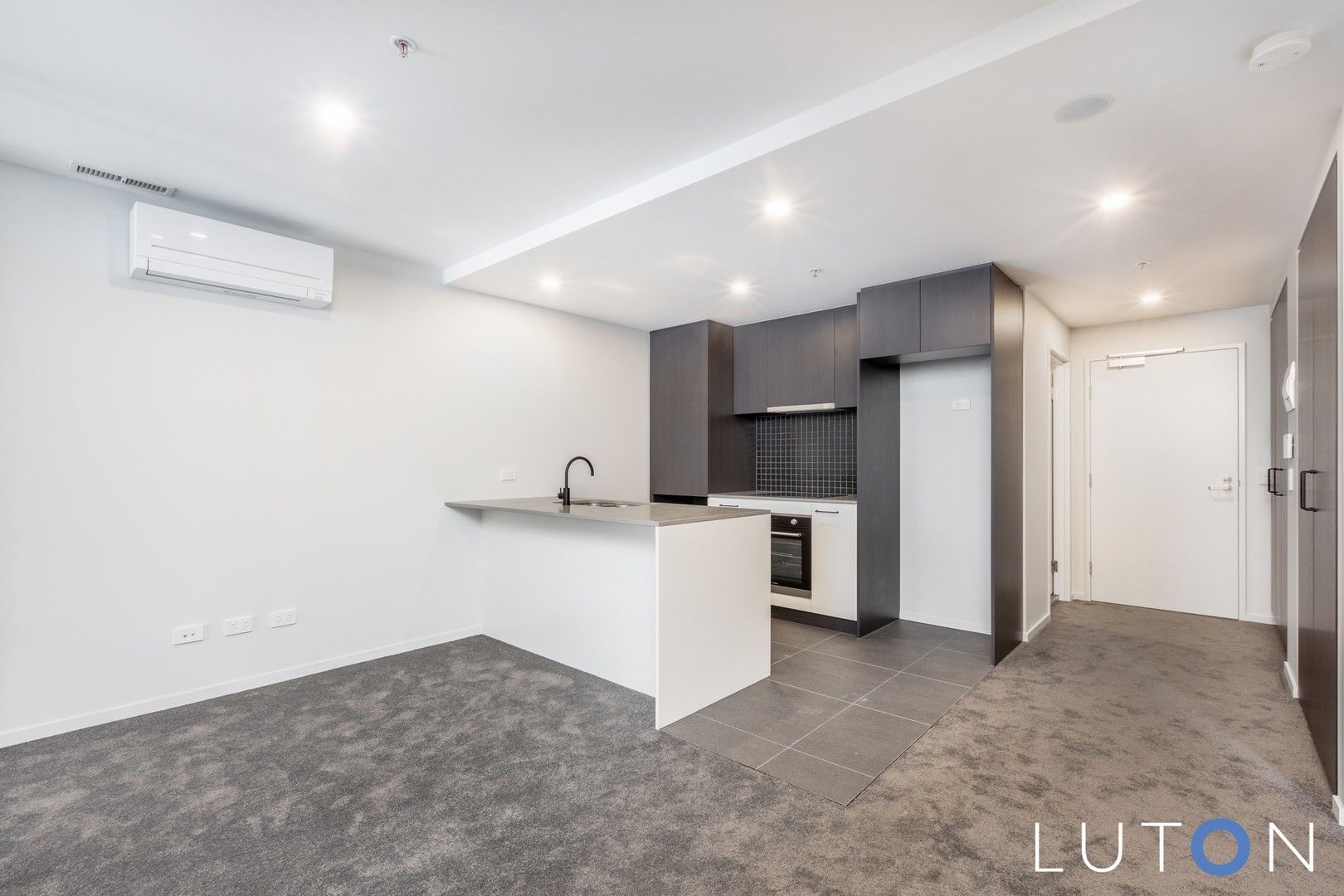 605/34 Oakden Street, Greenway ACT 2900, Image 1