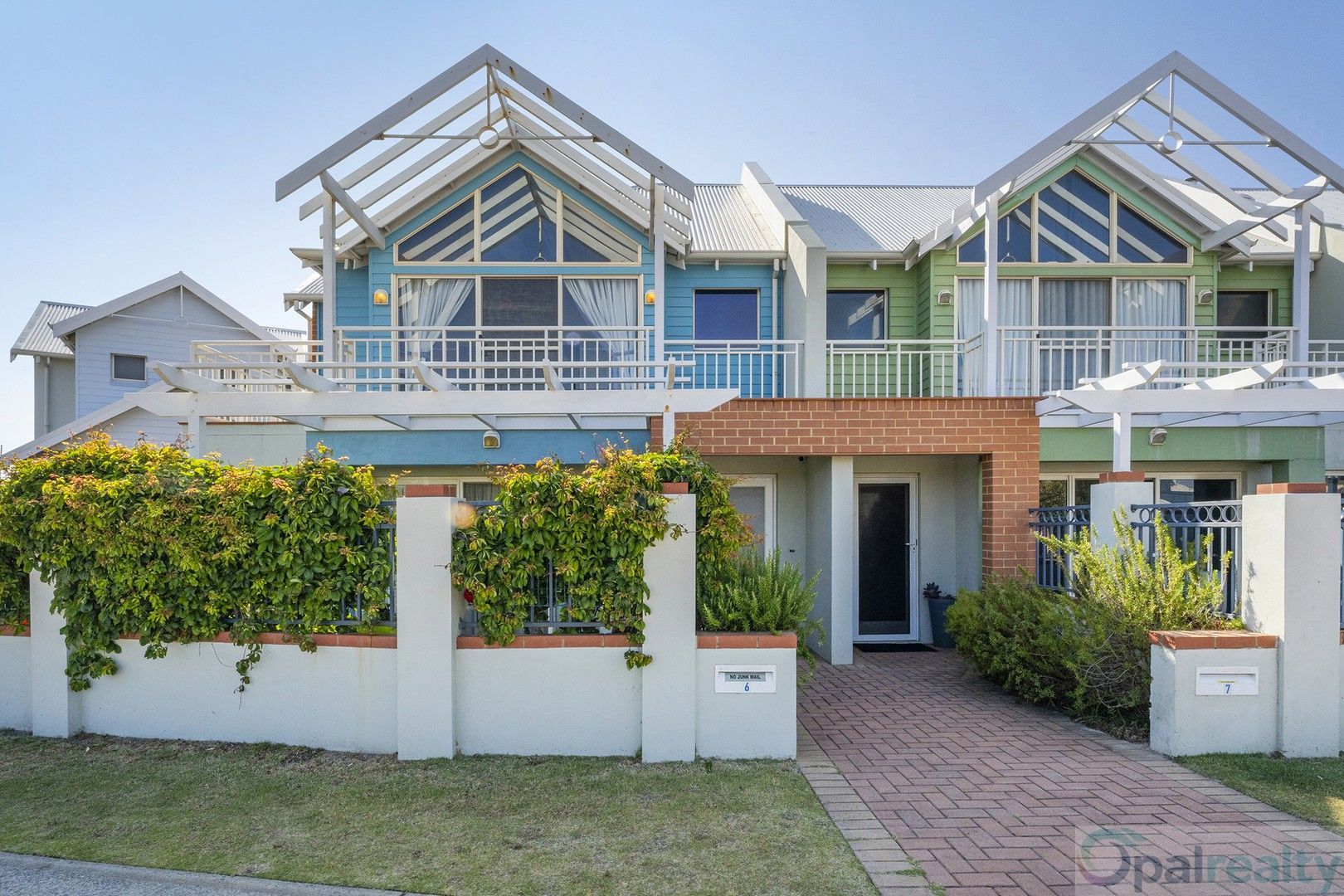 6/2 Albenga Place, Secret Harbour WA 6173, Image 2