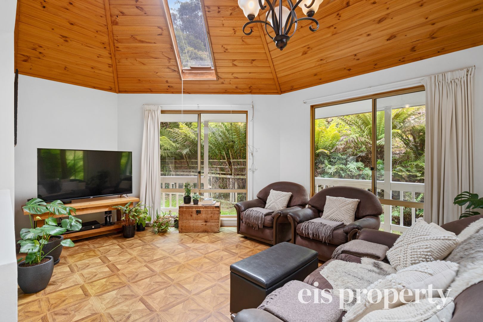 6 Menuggana Road, Fern Tree TAS 7054 Domain