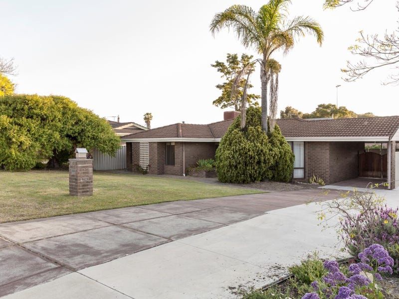 4 bedrooms House in 22 Chesters Way WINTHROP WA, 6150