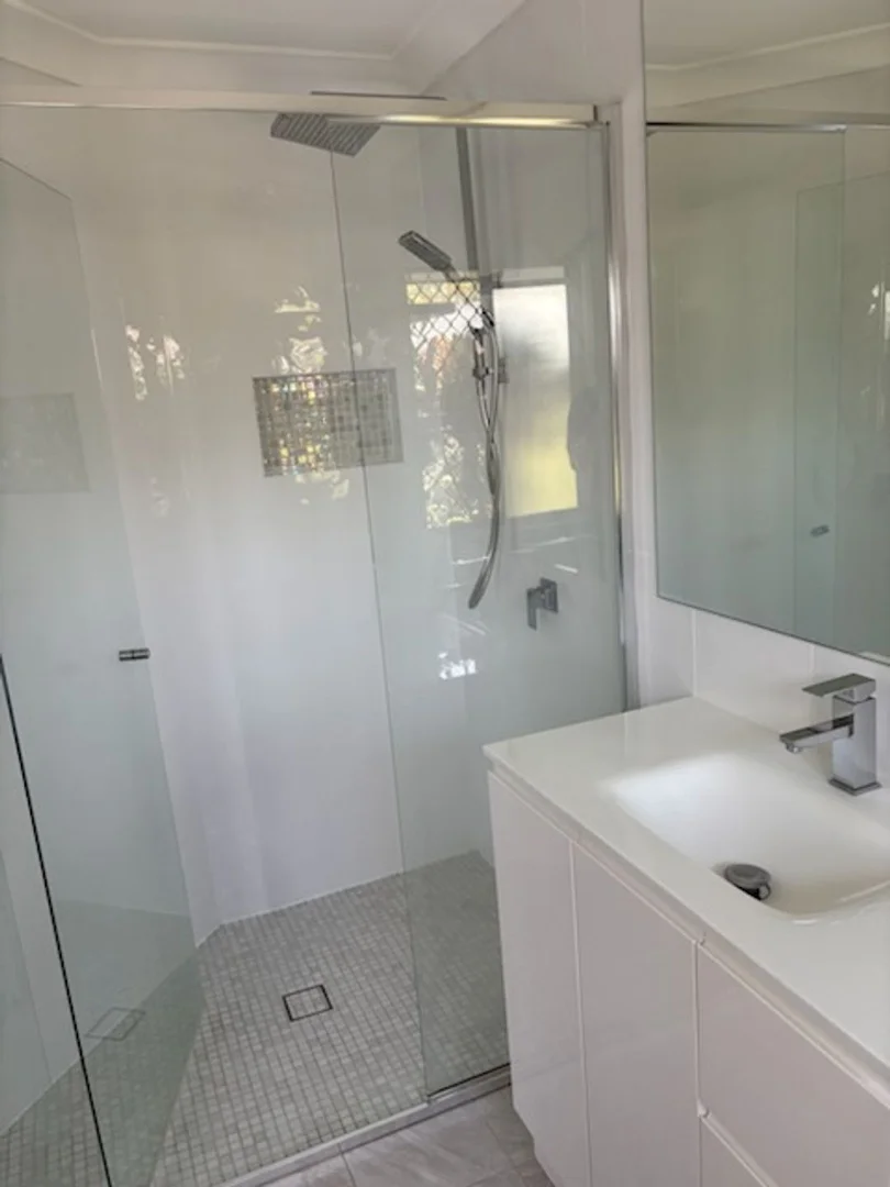 Additional image 7 of 2/8 Catherine Ct, Labrador QLD 4215