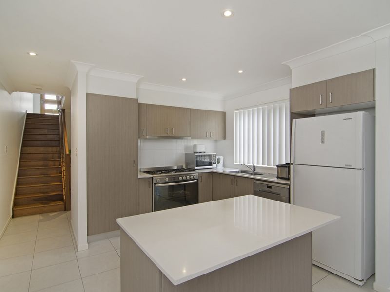 2/13 Nerang Broadbeach Road, NERANG QLD 4211, Image 2