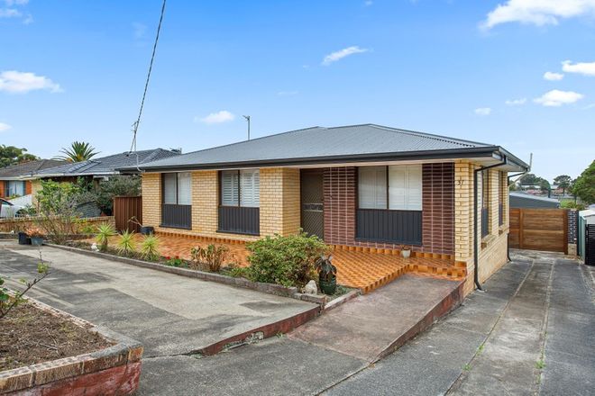 Picture of 37 Phillip Crescent, BARRACK HEIGHTS NSW 2528