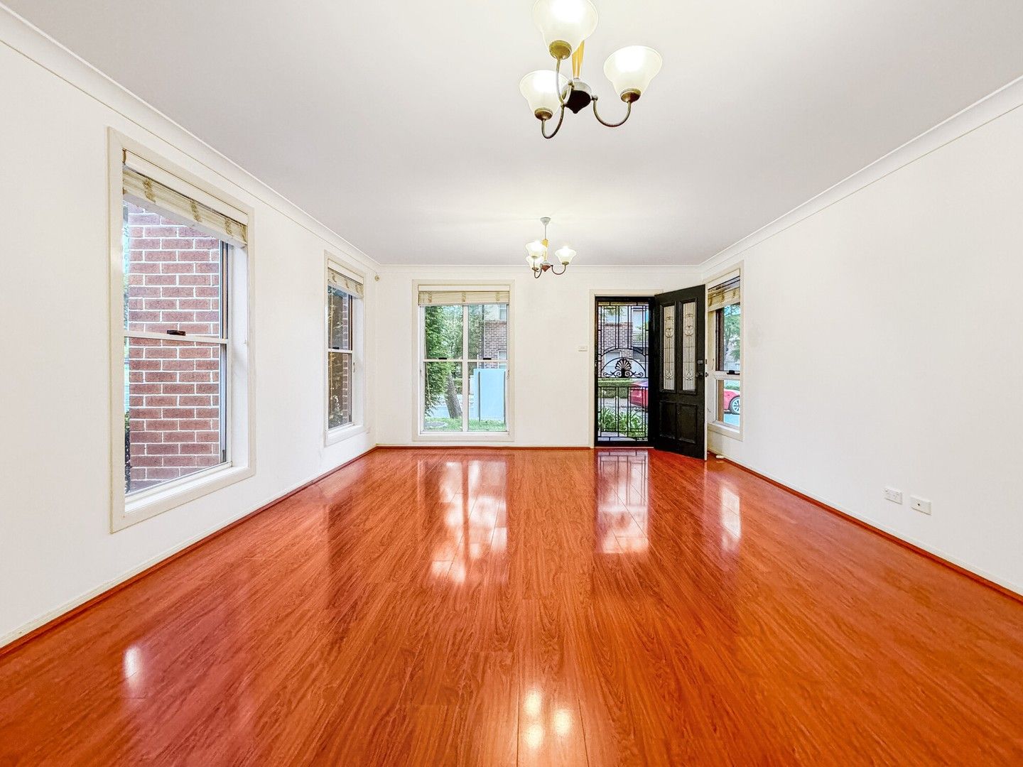 3 bedrooms House in 1 Governors Way OATLANDS NSW, 2117