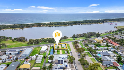Picture of 649 Esplanade, LAKES ENTRANCE VIC 3909