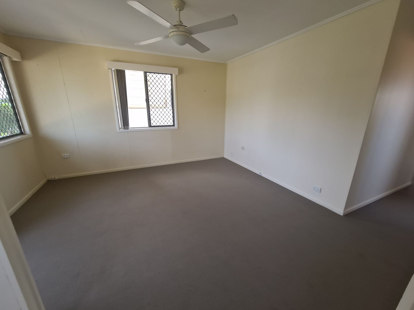 20a Campbell Street, Scarborough QLD 4020, Image 2