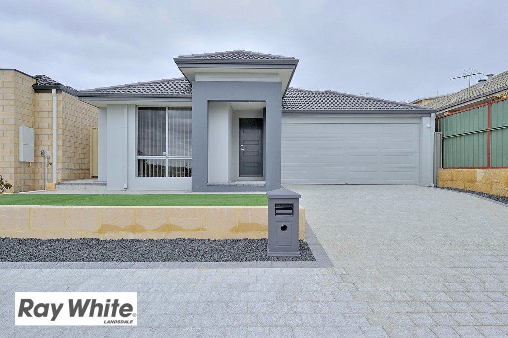 196 Landsdale Road, Landsdale WA 6065, Image 0