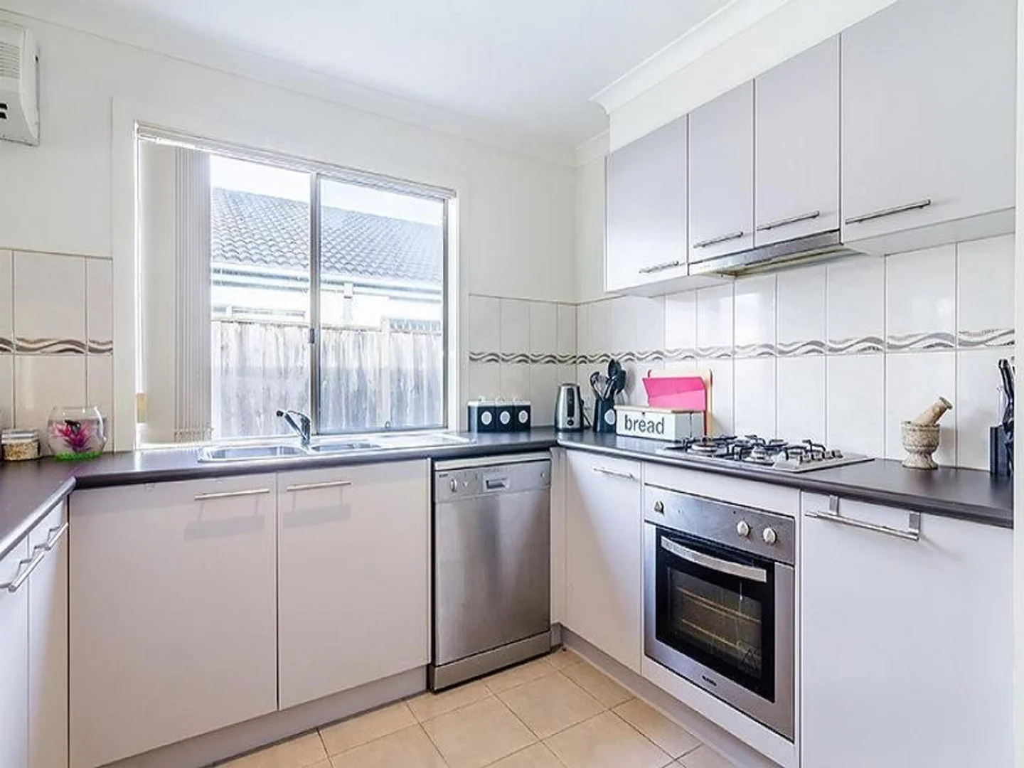 Additional image 9 of 4 Westmoreland Avenue, Cranbourne North VIC 3977