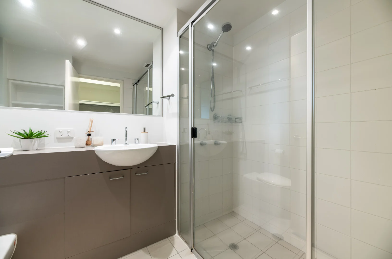 Additional image 12 of 314/57 Beeston Street, Teneriffe QLD 4005