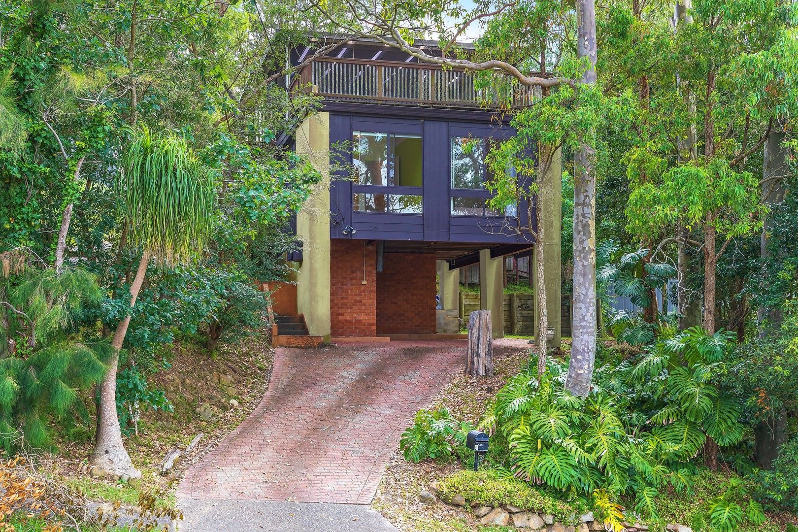 9 Hasluck Drive, Watanobbi NSW 2259, Image 0