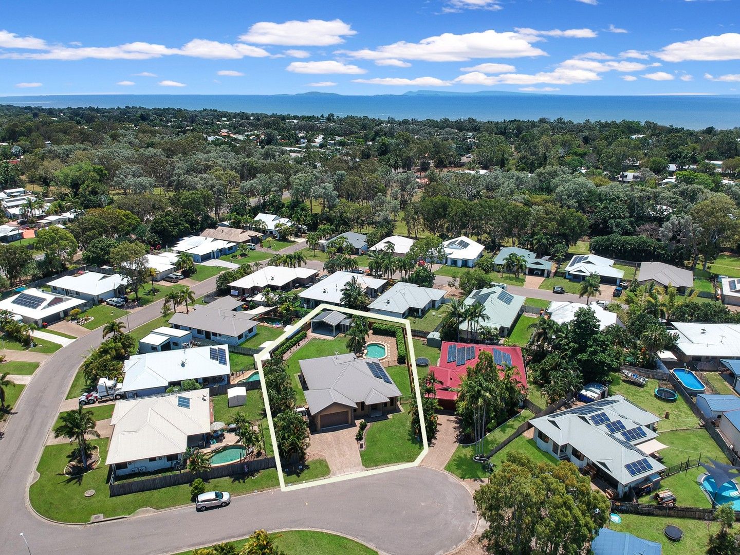 2 Sassafras Court, Bushland Beach QLD 4818, Image 0