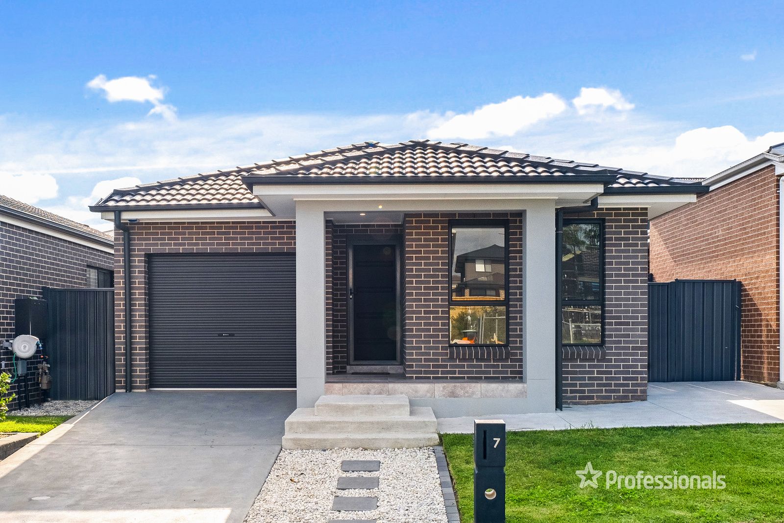 7 Quarter Street, Box Hill NSW 2765, Image 0