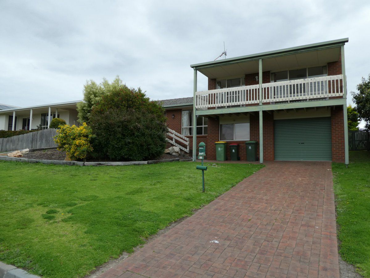 24 The Boulevard, Wy Yung VIC 3875, Image 0