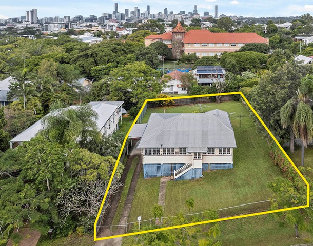 32 Thorne Street, Windsor QLD 4030