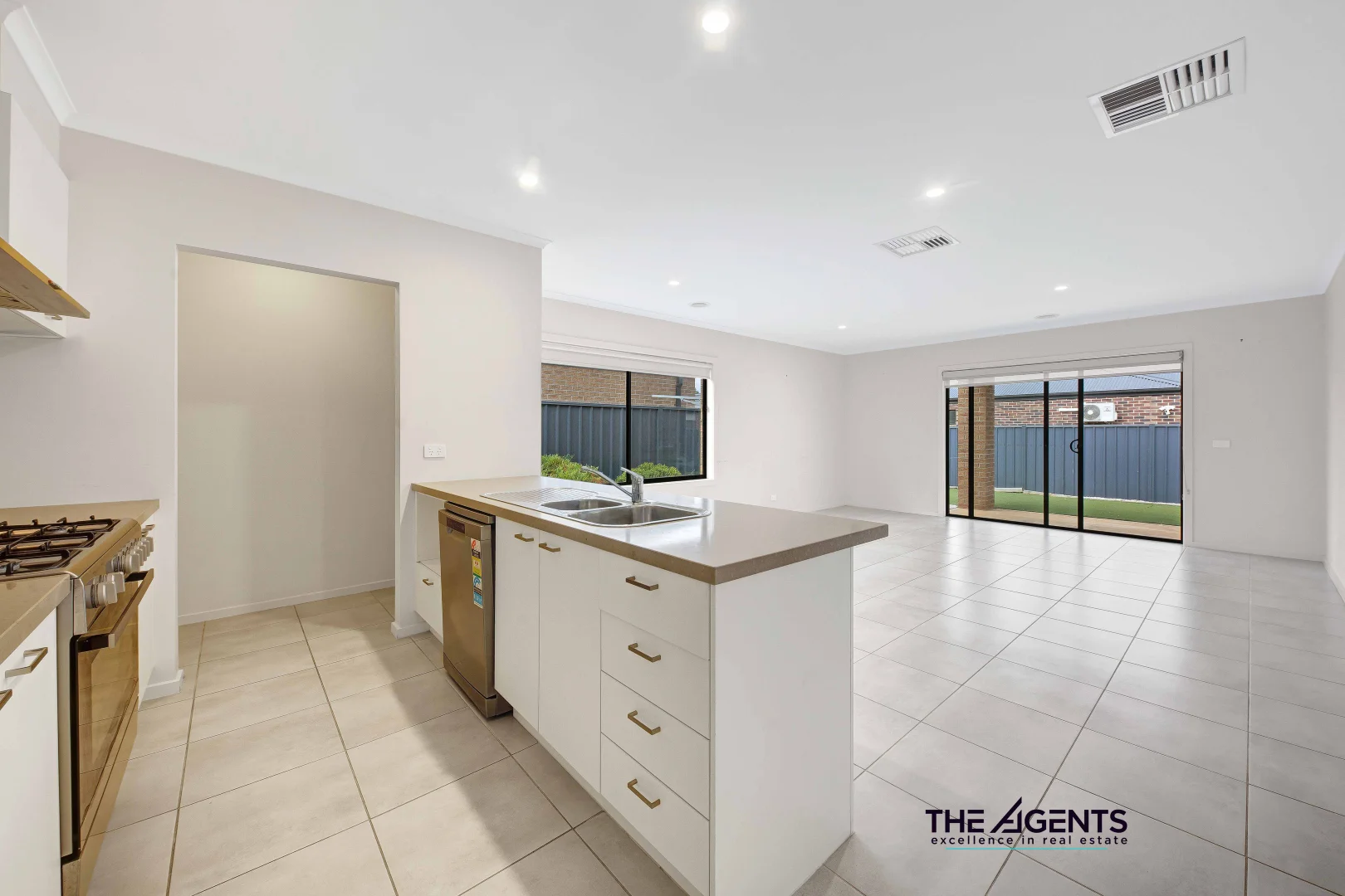 Additional image 9 of 4 Lovicks Road, Weir Views VIC 3338