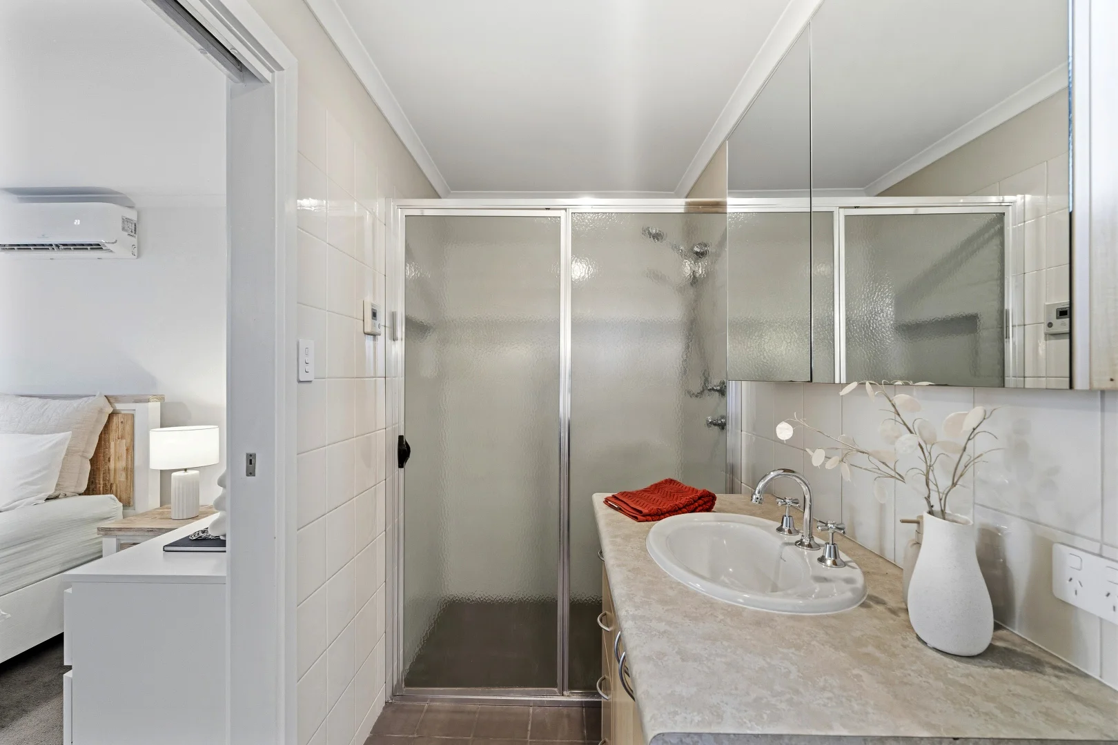 Additional image 10 of 21a Taunton Parade, Christies Beach SA 5165