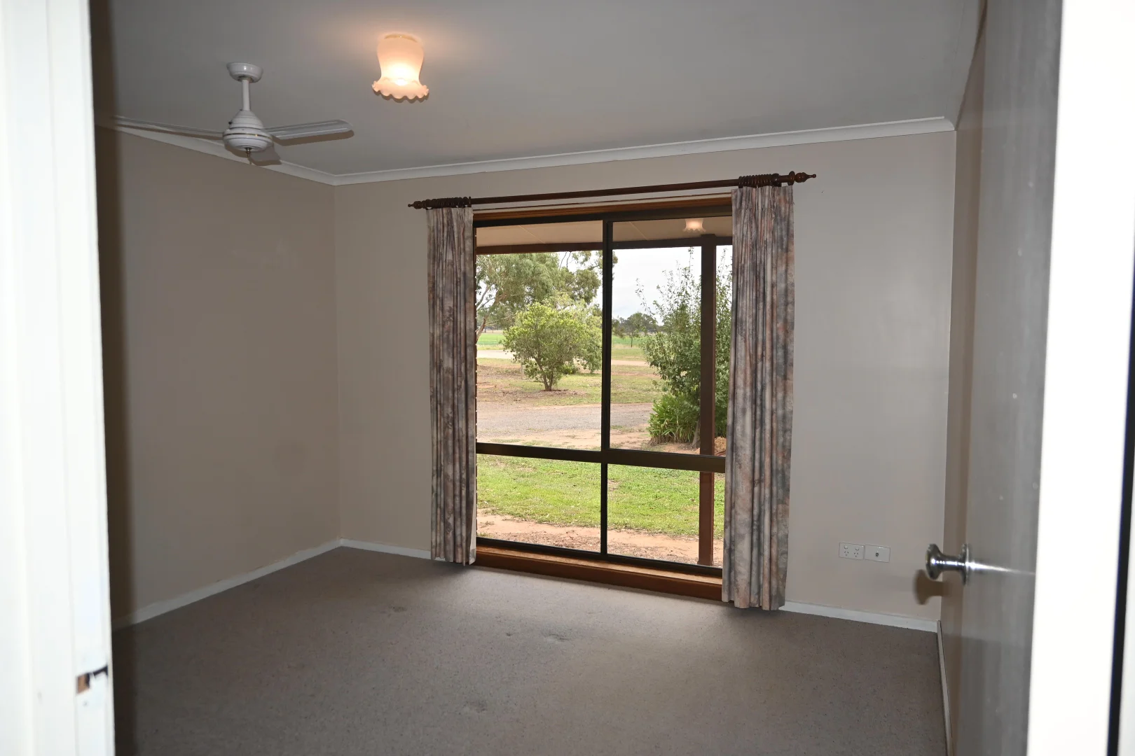 Additional image 4 of 2-4 Giffard Street, Newbridge VIC 3551