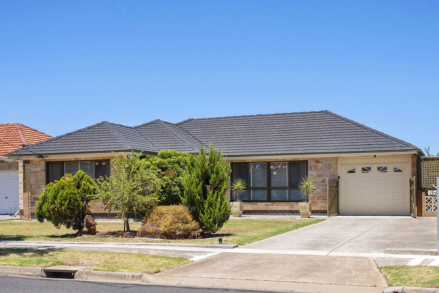 16 Dumfries Avenue, Seaton SA 5023, Image 0